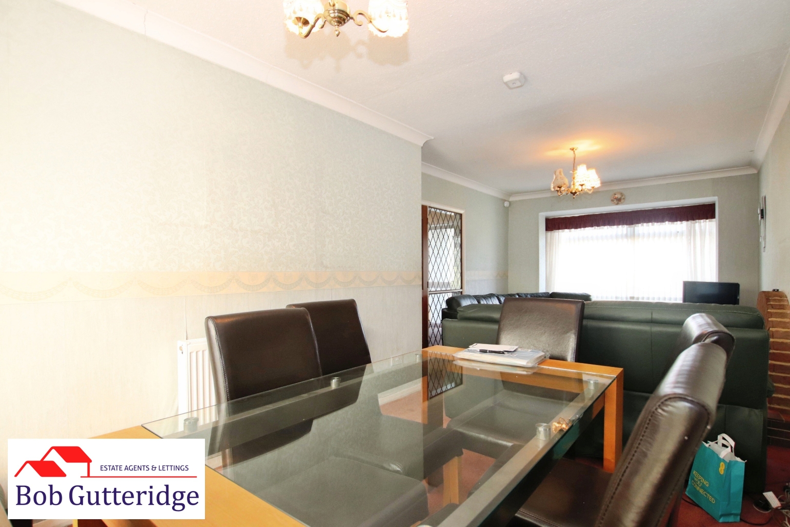 THROUGH LOUNGE